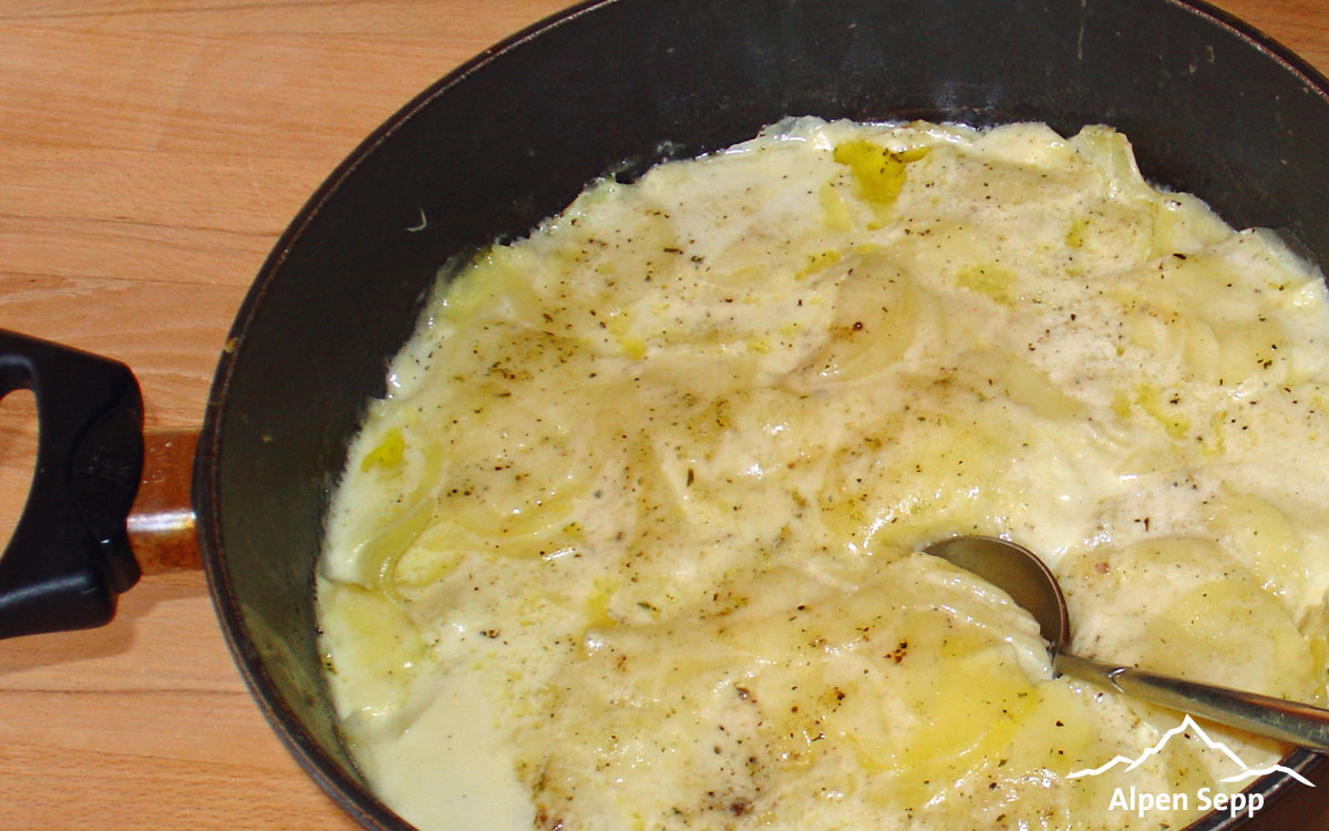 Bregenzerwälder Kartoffelgratin Rezept 1 Bregenzerwälder Kartoffelgratin Rezept gross