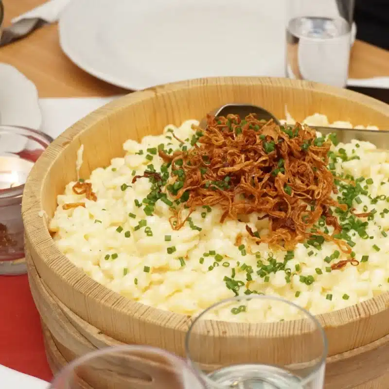REIBKÄSE Käsemischung | PREMIUM Käse Geschmack für Käsespätzle & Käsknöpfle | aus 4 Laktosefreien Heumilch Käsesorten, aromatisch + würzig